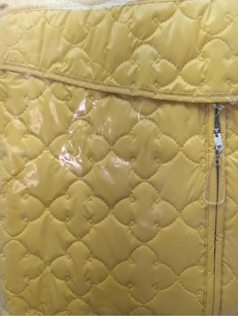 Vintage Clopay Quilted Yellow 8 Suit Bag Hanging Closet Organizer Storage - Picture 10 of 10